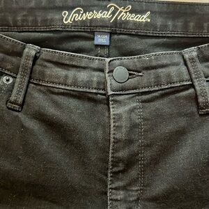 Universal Thread Jeans